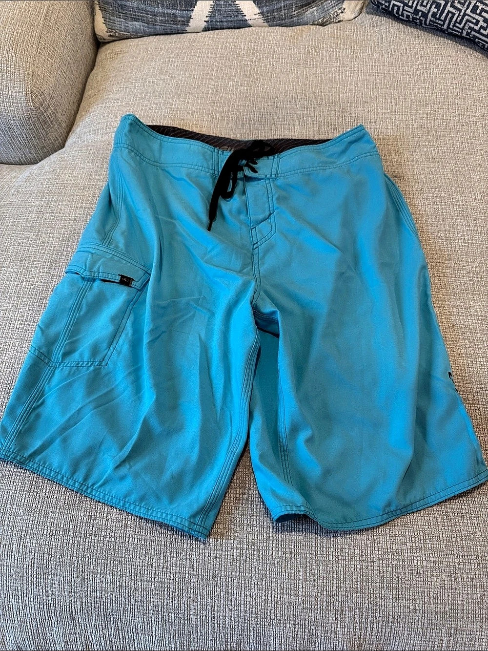 O'Neill Board Shorts in Blue Size 34 Like New